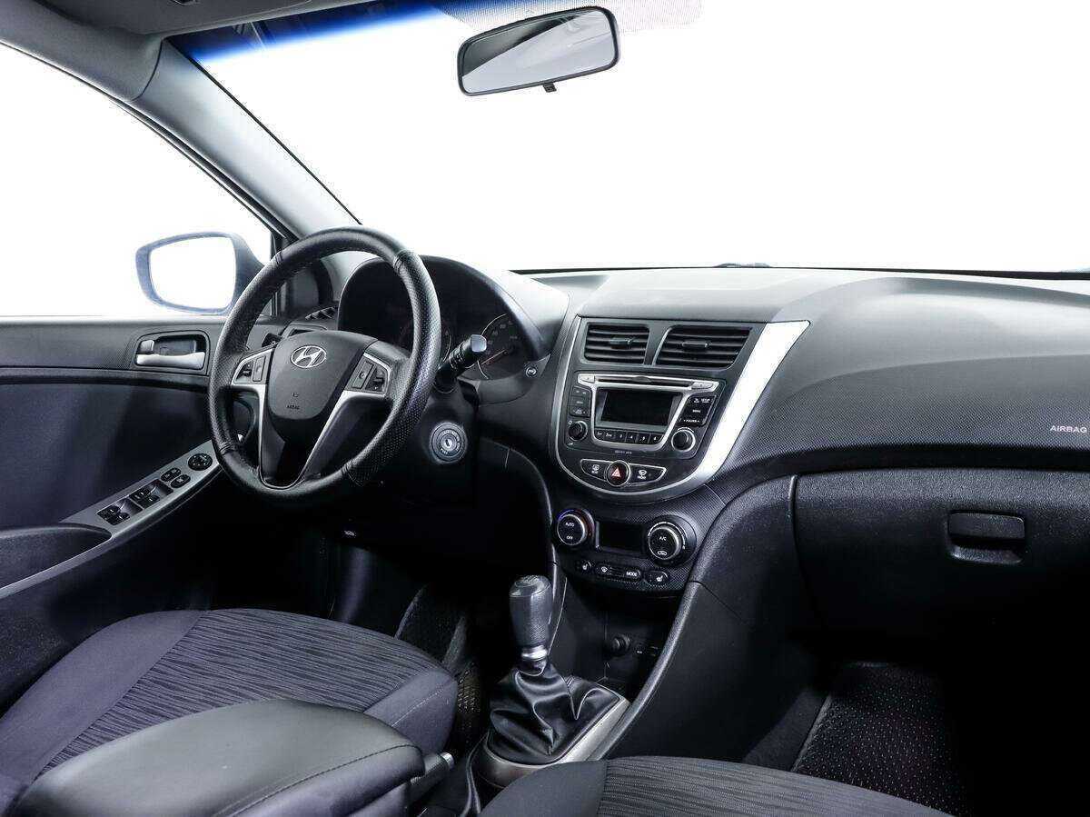 Купить Hyundai Solaris, 2016, 222 212 км, фото №8