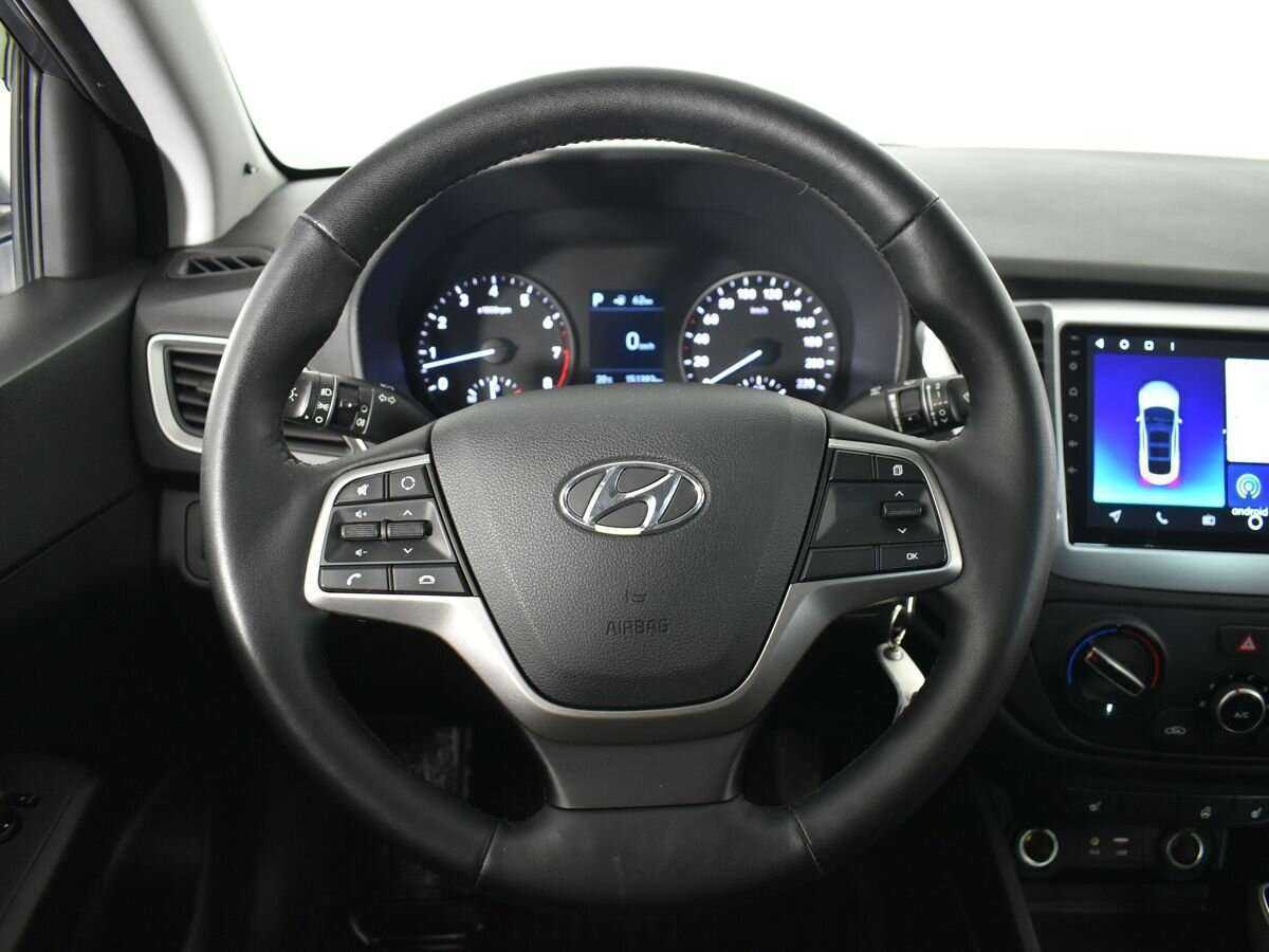 Купить Hyundai Solaris, 2017, 151 276 км, фото №10