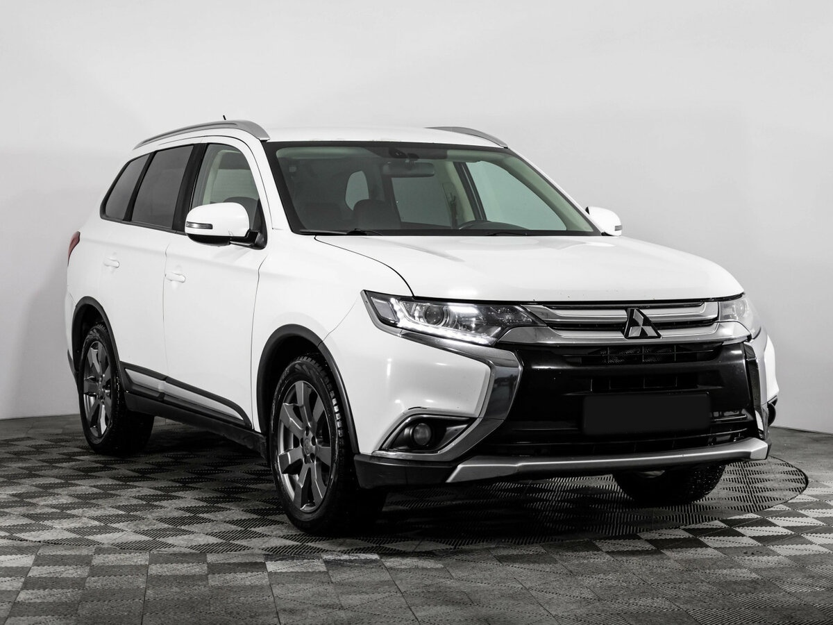 Купить Mitsubishi Outlander III Рестайлинг 2, 2016, 200 293 км, фото №3
