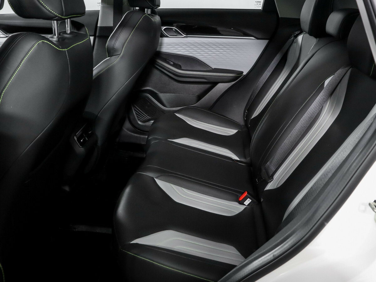 Купить Geely Coolray (Binyue Cool) I Рестайлинг, 2023, 21 440 км, фото №8