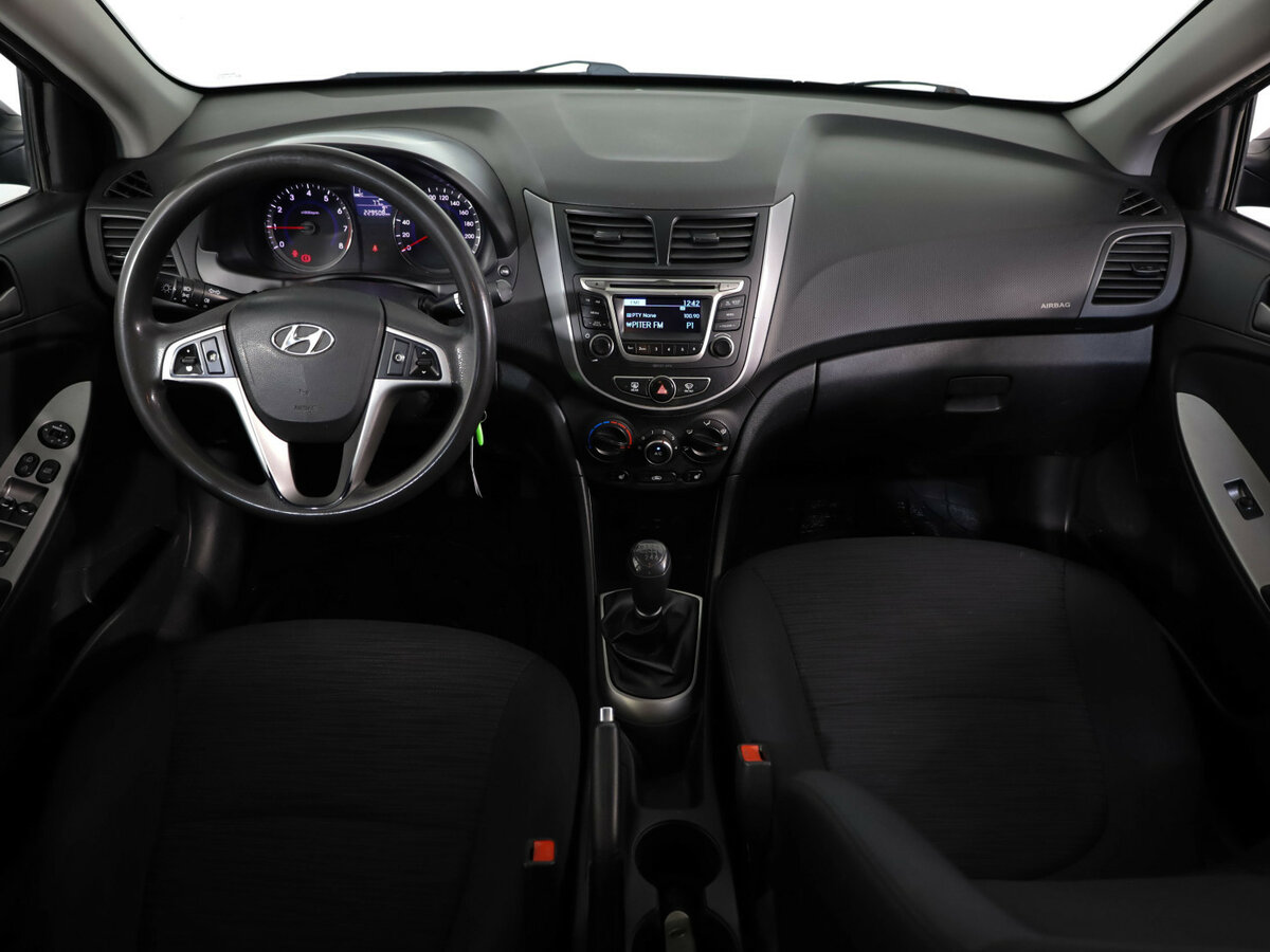 Купить Hyundai Solaris I Рестайлинг, 2016, 229 506 км, фото №7