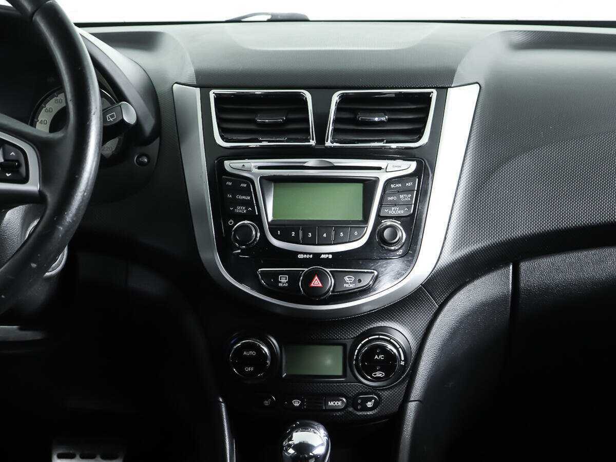 Купить Hyundai Solaris, 2012, 178 384 км, фото №11