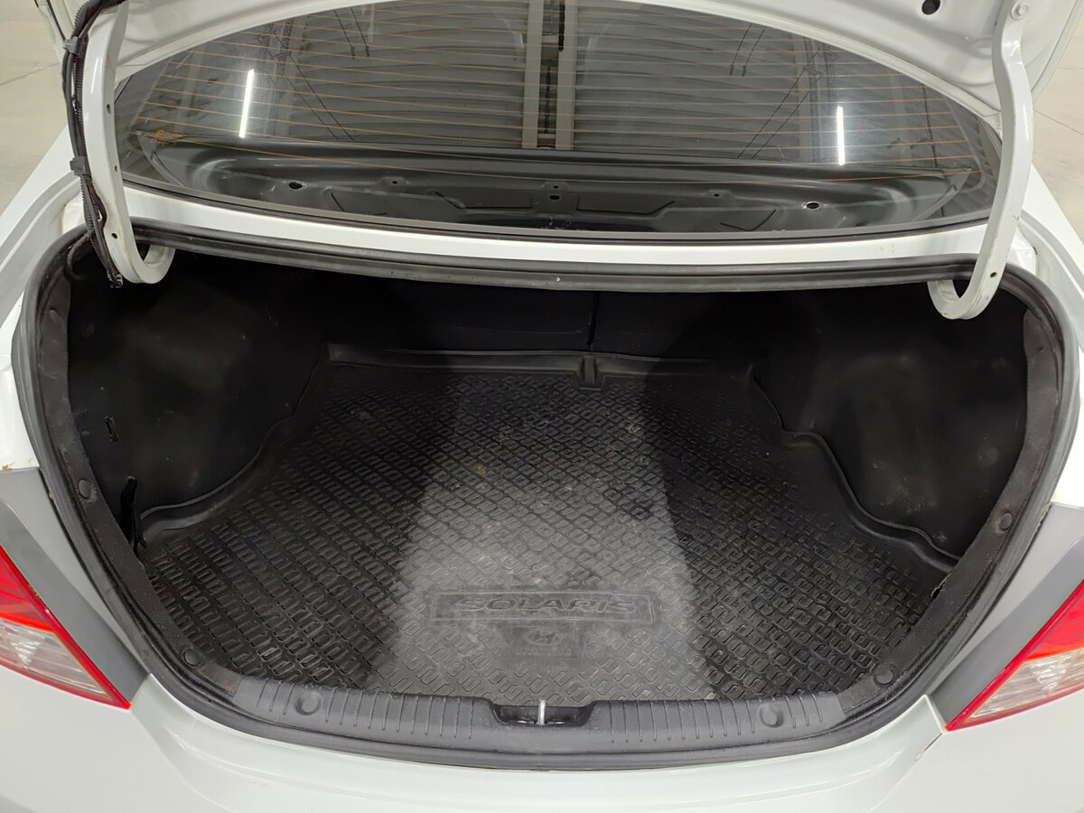 Купить Hyundai Solaris I, 2013, 231 294 км, фото №10