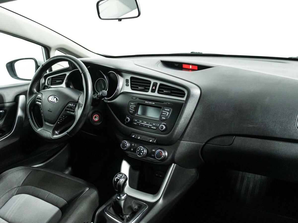 Купить Kia Ceed II, 2013, 132 298 км, фото №9