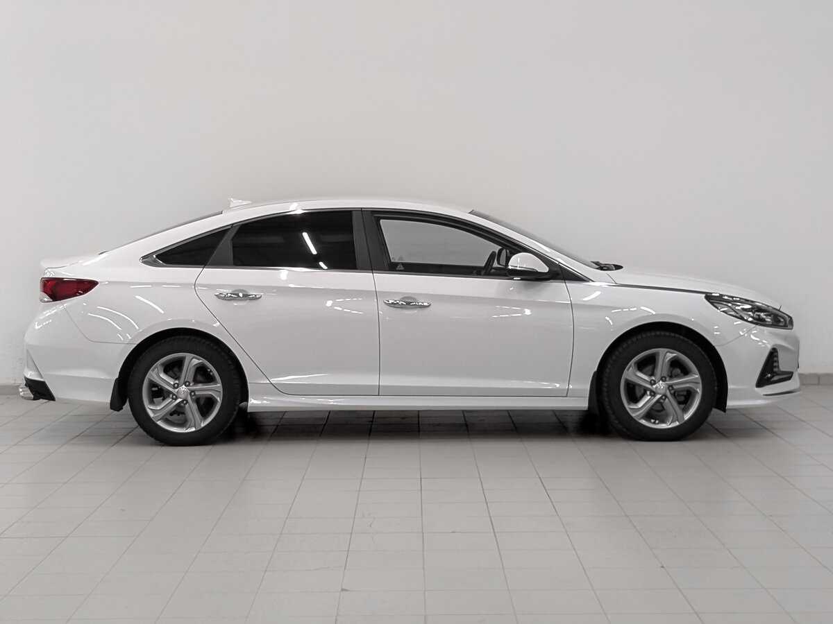 Купить Hyundai Sonata, 2018, 104 357 км, фото №4