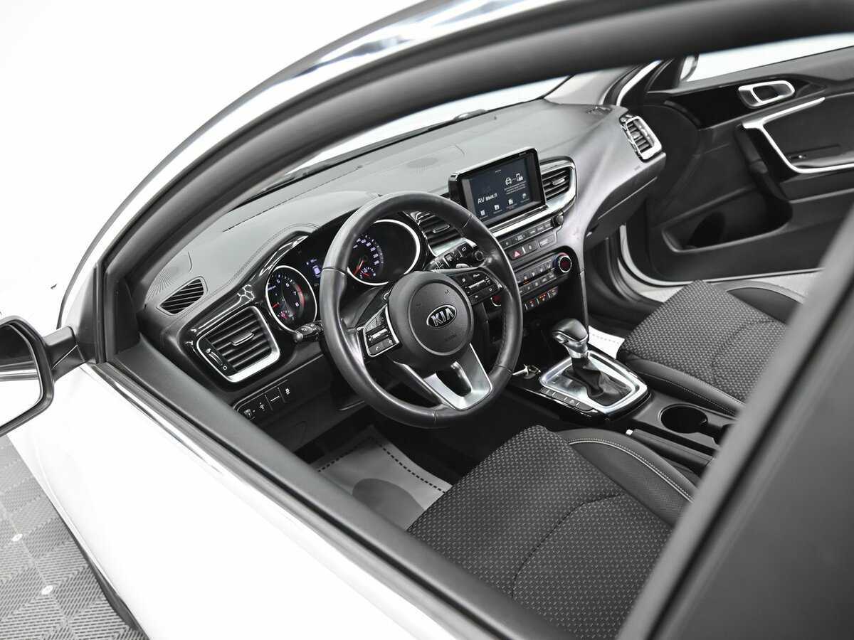 Купить Kia Ceed, 2019, 122 000 км, фото №11