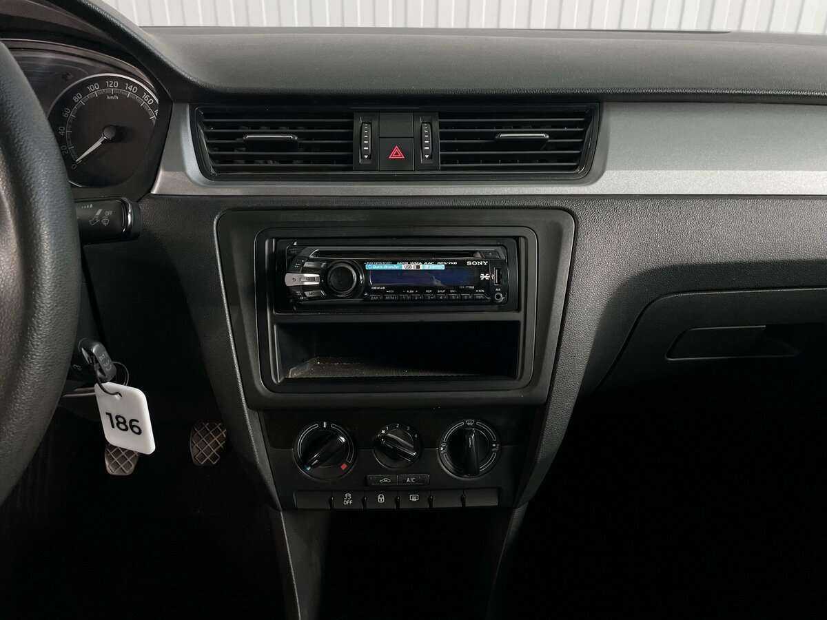 Купить Skoda Rapid, 2019, 89 000 км, фото №11