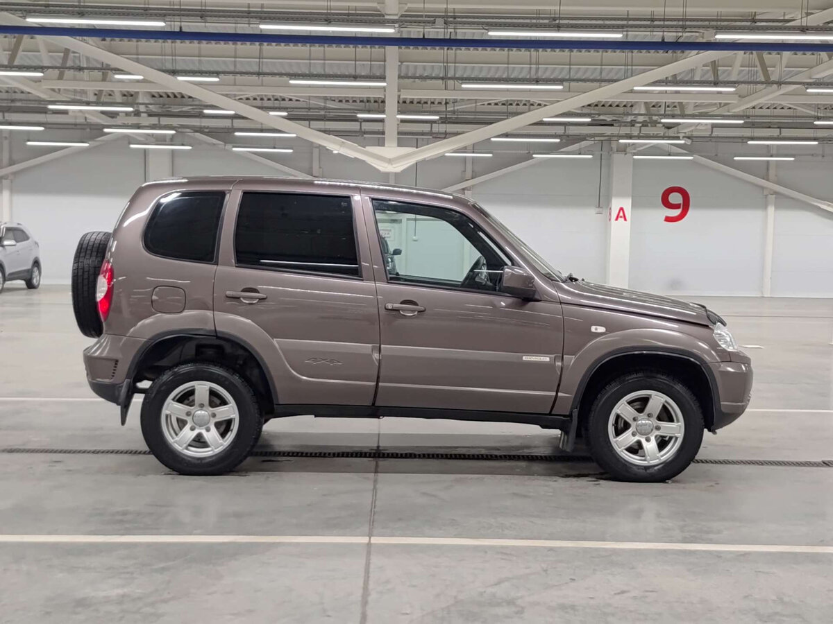 Купить Chevrolet Niva I Рестайлинг, 2016, 136 239 км, фото №4