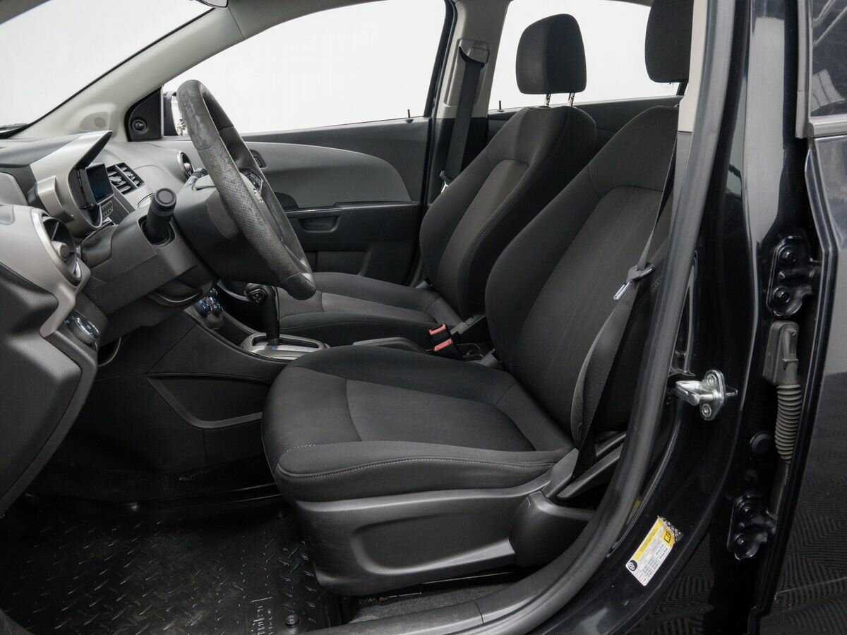 Купить Chevrolet Aveo, 2012, 156 250 км, фото №11