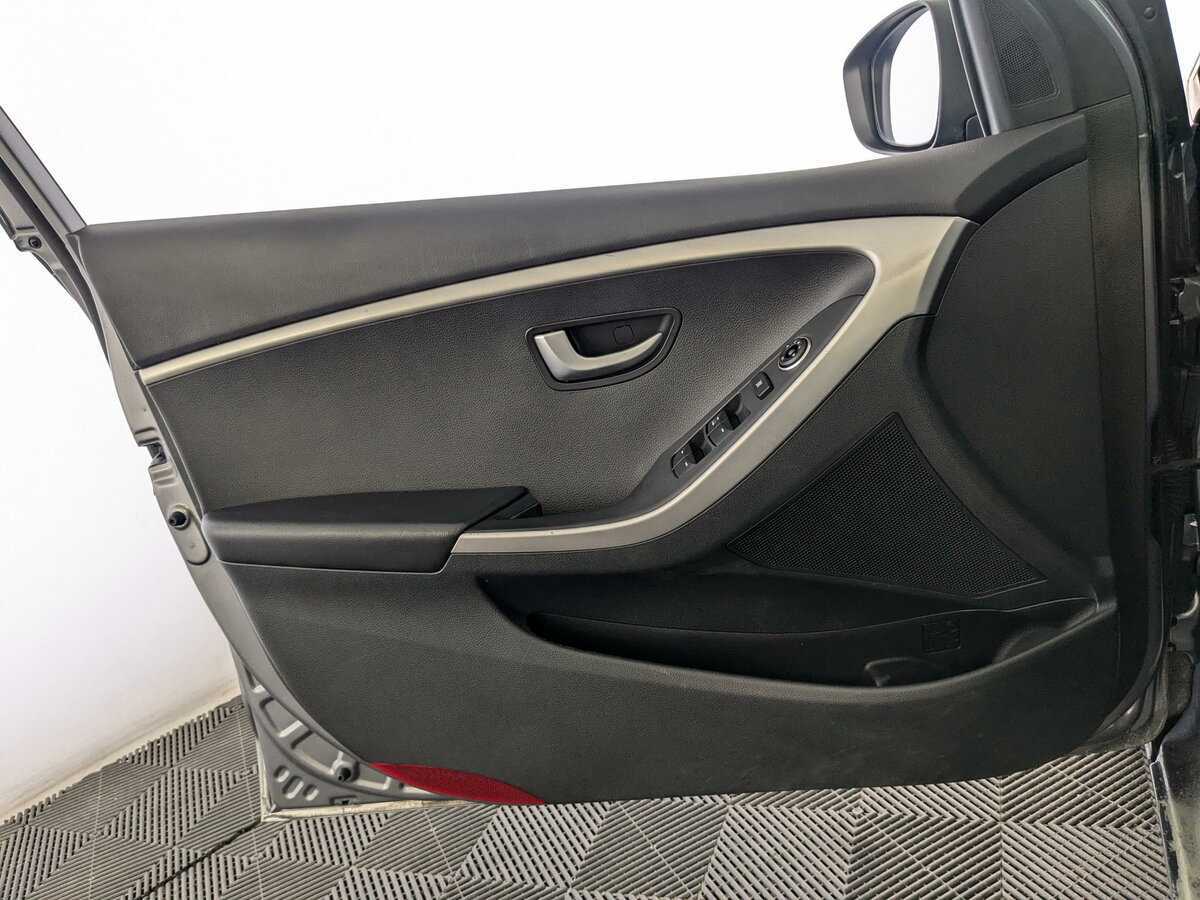 Купить Hyundai i30, 2014, 83 627 км, фото №13