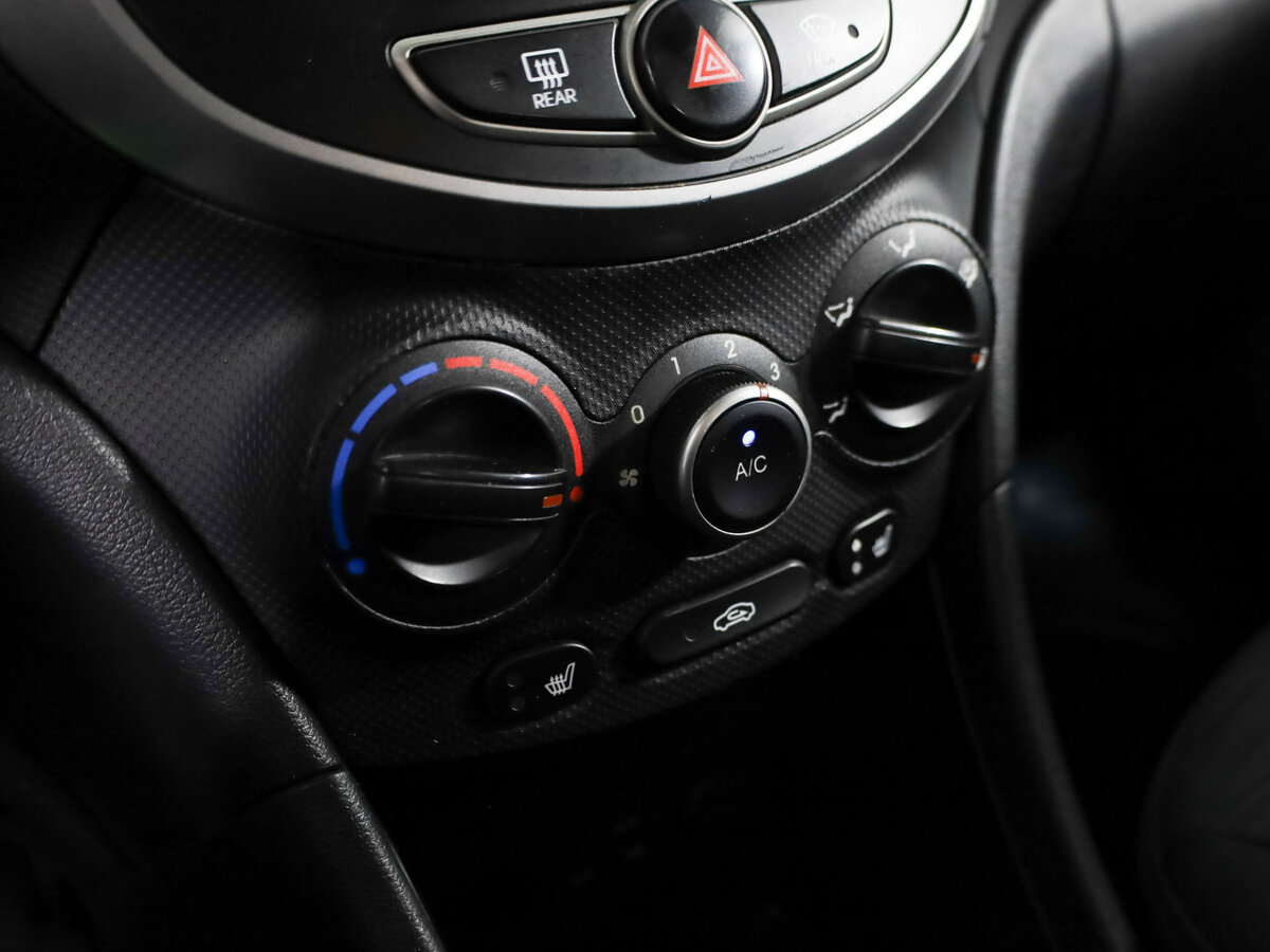 Купить Hyundai Solaris I Рестайлинг, 2016, 229 506 км, фото №11