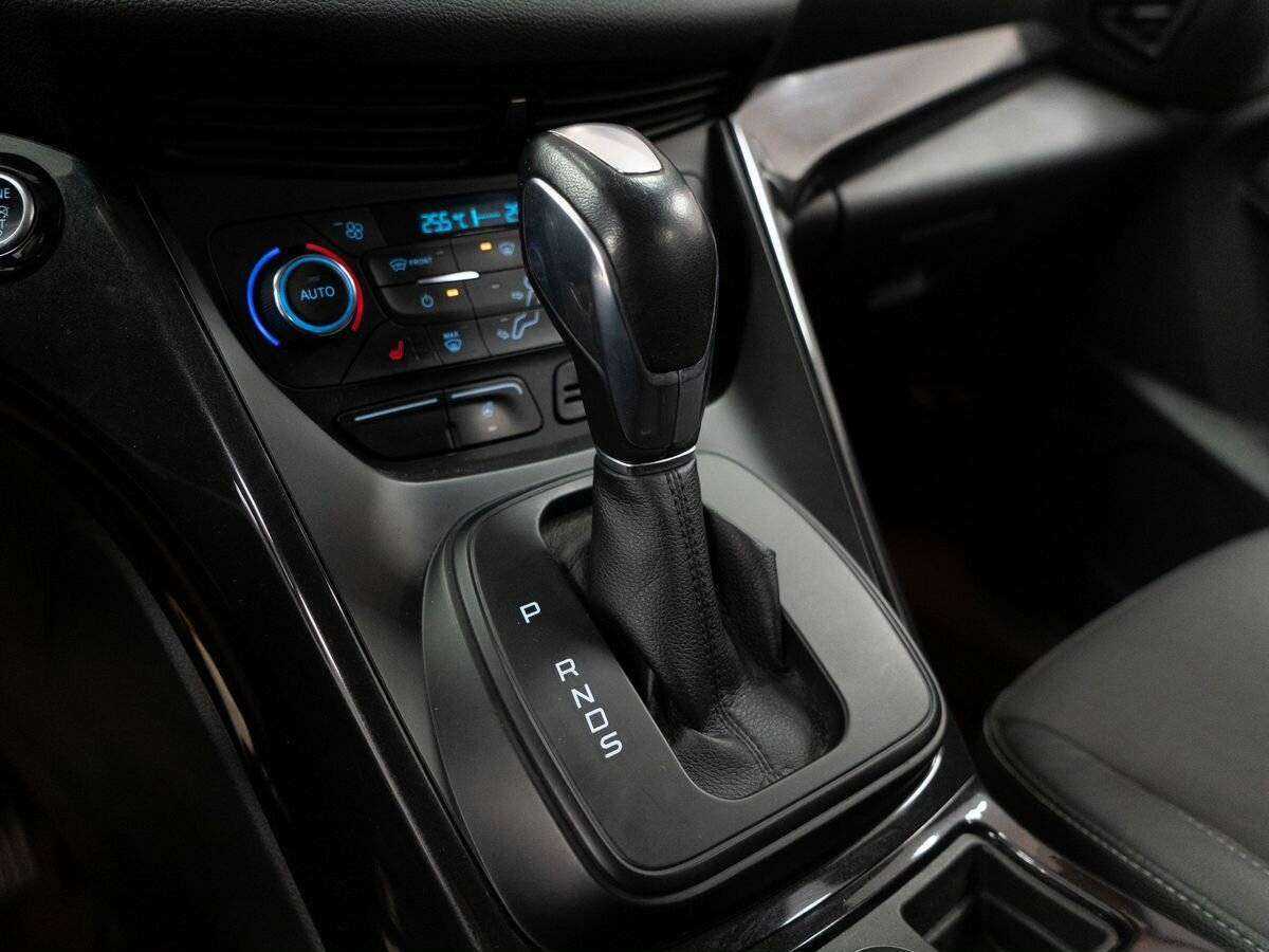 Купить Ford Kuga, 2017, 148 300 км, фото №12