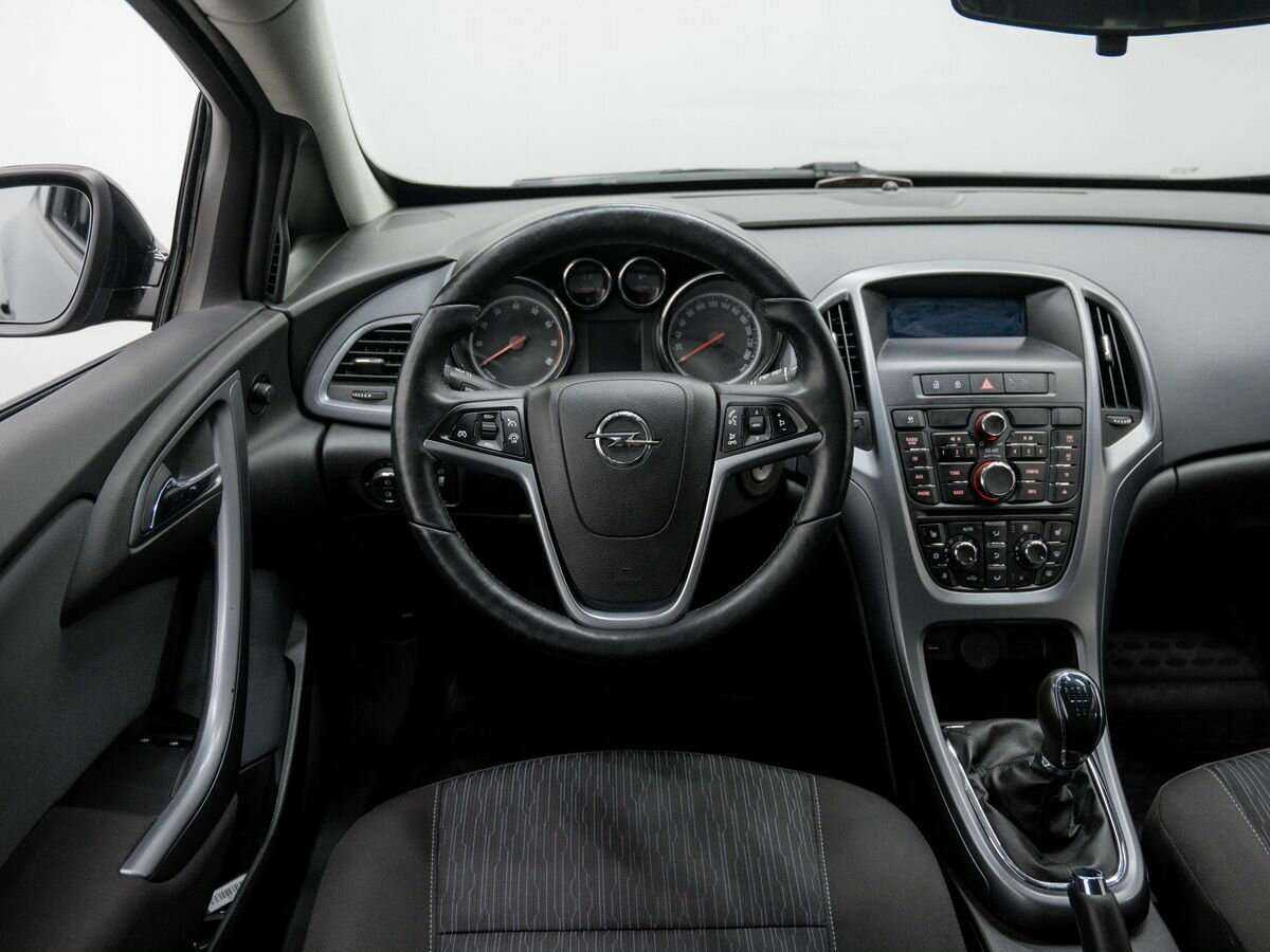 Купить Opel Astra GTC, 2013, 107 500 км, фото №10