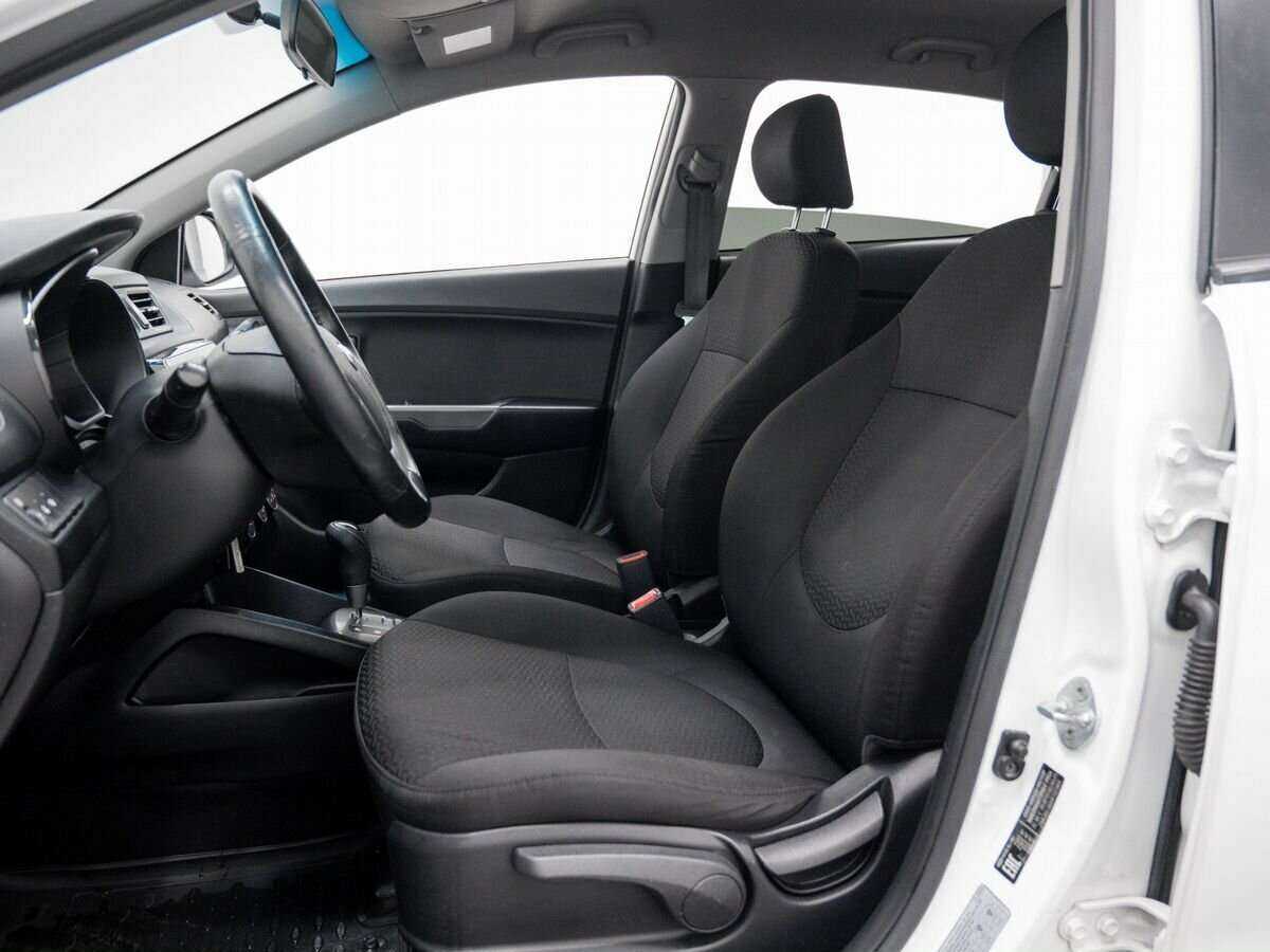 Купить Kia Rio, 2017, 157 003 км, фото №14