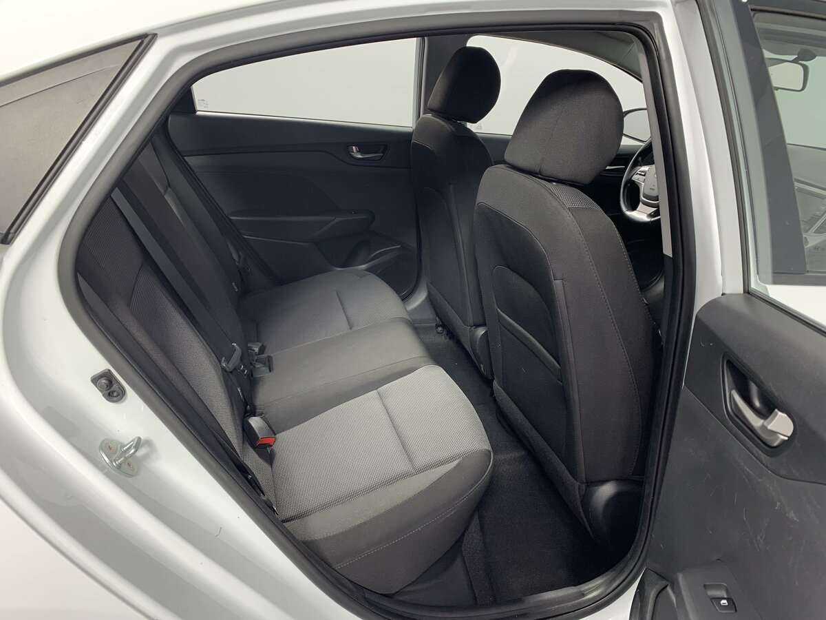 Купить Hyundai Solaris, 2019, 126 048 км, фото №16