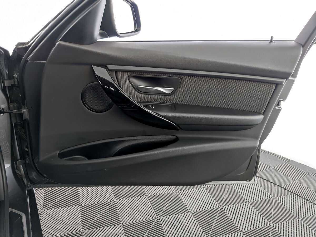 Купить BMW 3 серии 318i, 2018, 89 082 км, фото №24