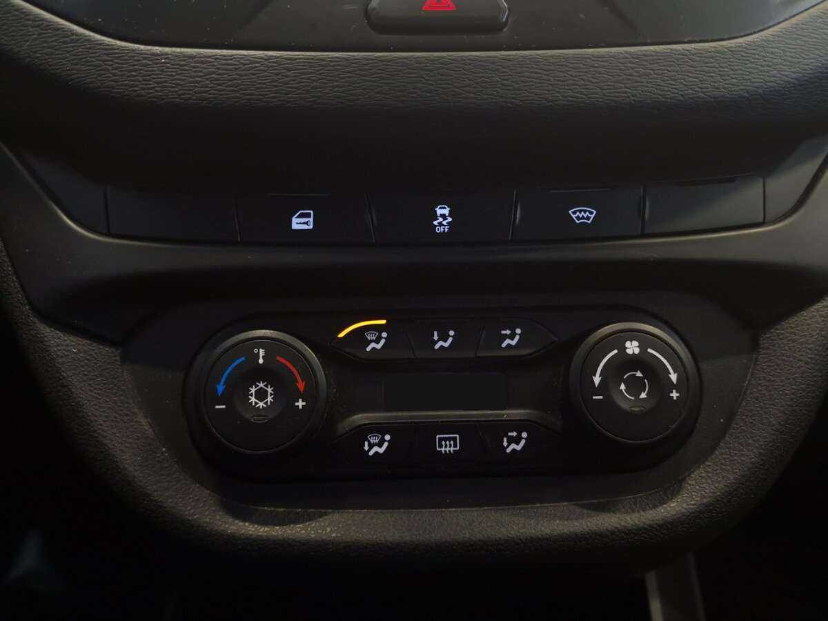 Купить Lada (ВАЗ) Vesta SW, 2020, 60 420 км, фото №8