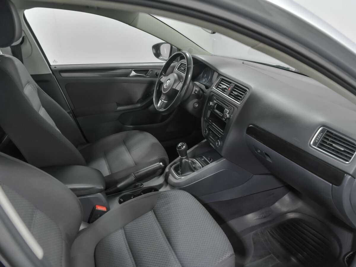 Купить Volkswagen Jetta, 2012, 312 990 км, фото №13