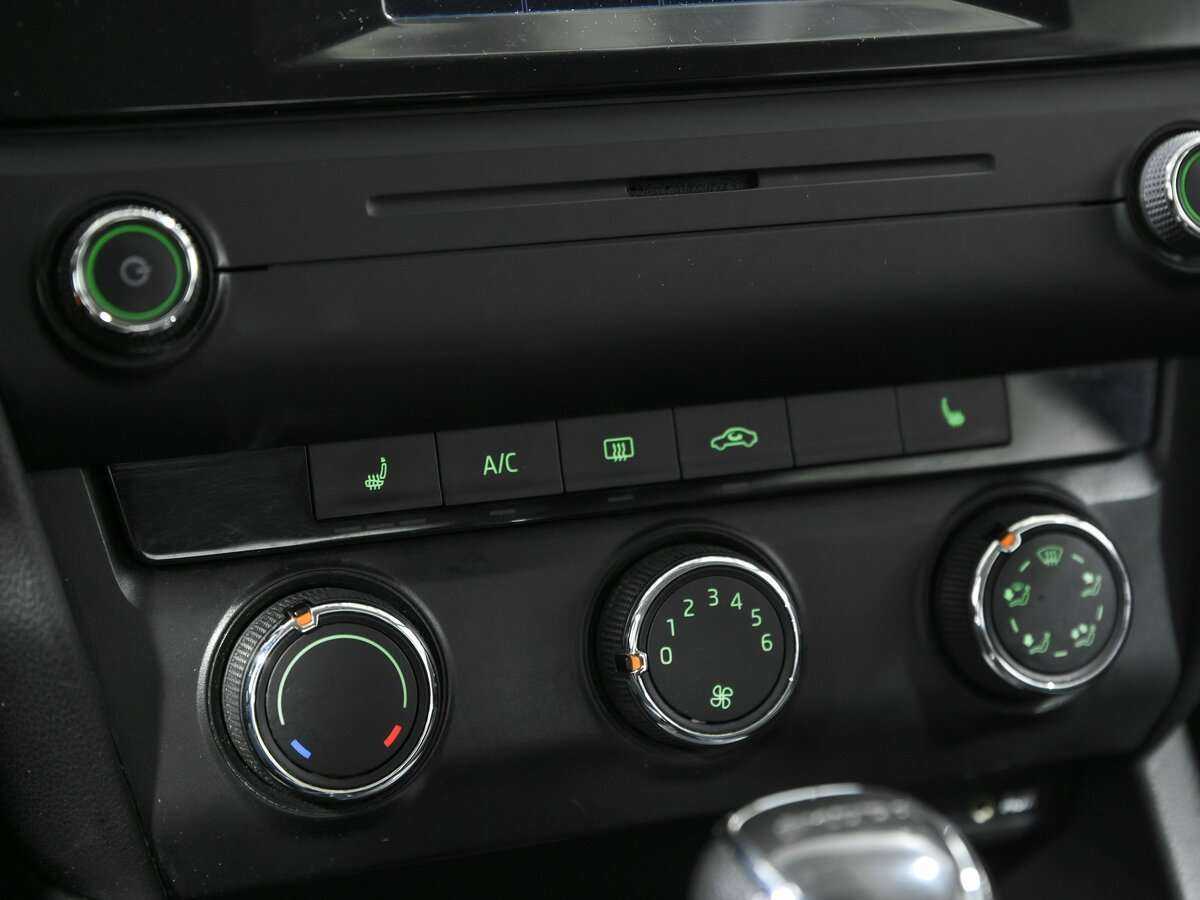 Купить Skoda Octavia, 2016, 196 583 км, фото №12