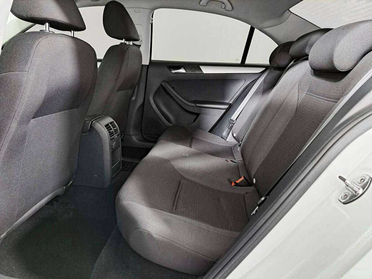 Купить Volkswagen Jetta, 2016, 105 363 км, фото №12