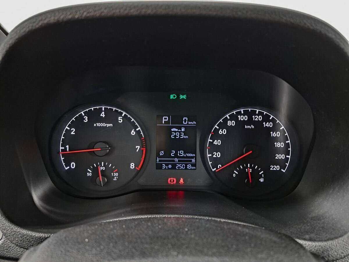 Купить Hyundai Solaris, 2018, 24 950 км, фото №12