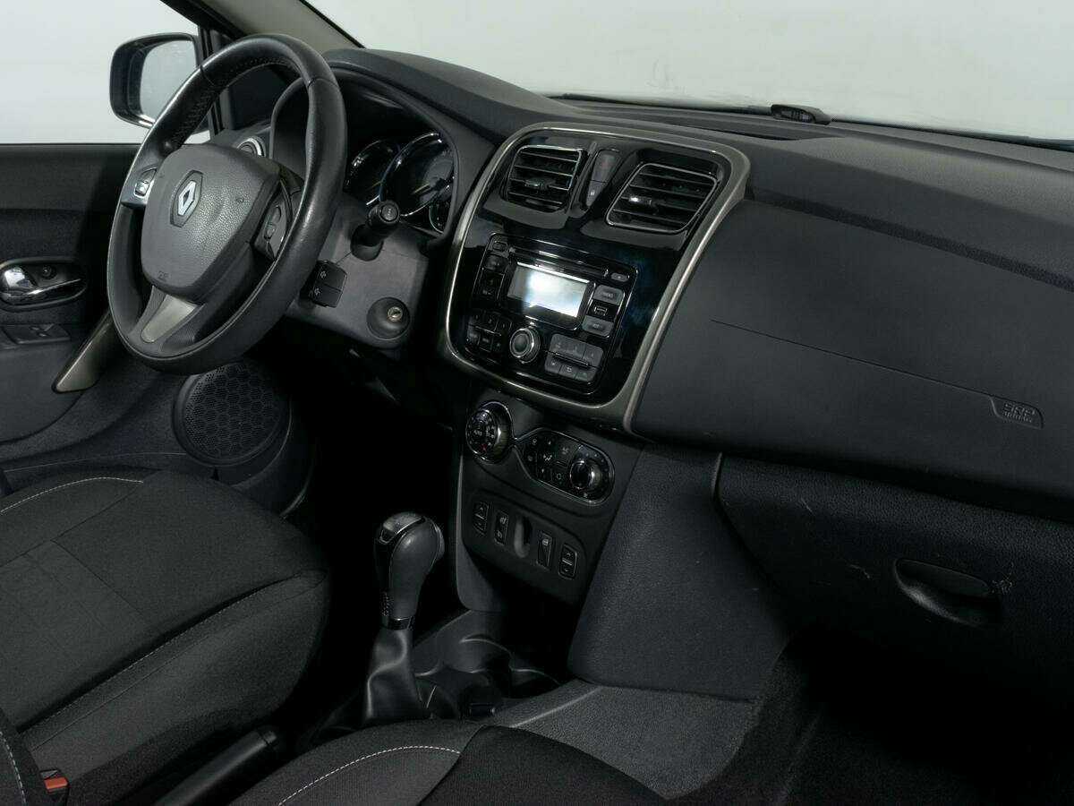 Купить Renault Sandero Stepway, 2017, 86 000 км, фото №7