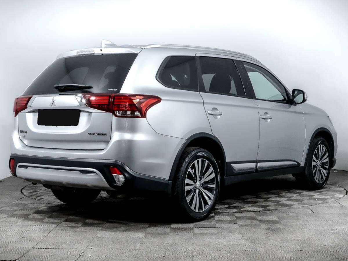 Купить Mitsubishi Outlander, 2019, 115 921 км, фото №4