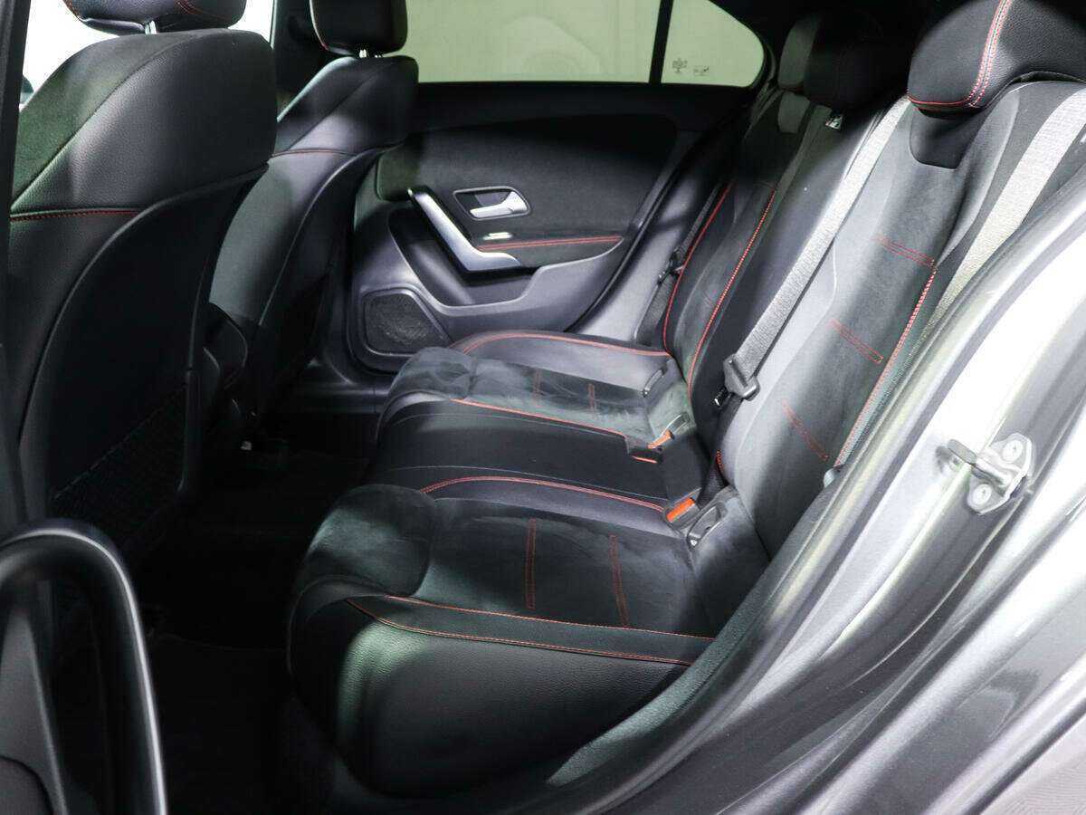Купить Mercedes-Benz A-Класс 200, 2019, 60 000 км, фото №10