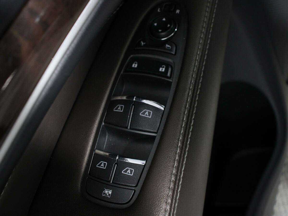 Купить Infiniti QX60, 2018, 144 000 км, фото №15