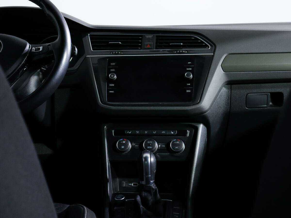 Купить Volkswagen Tiguan, 2018, 107 000 км, фото №12