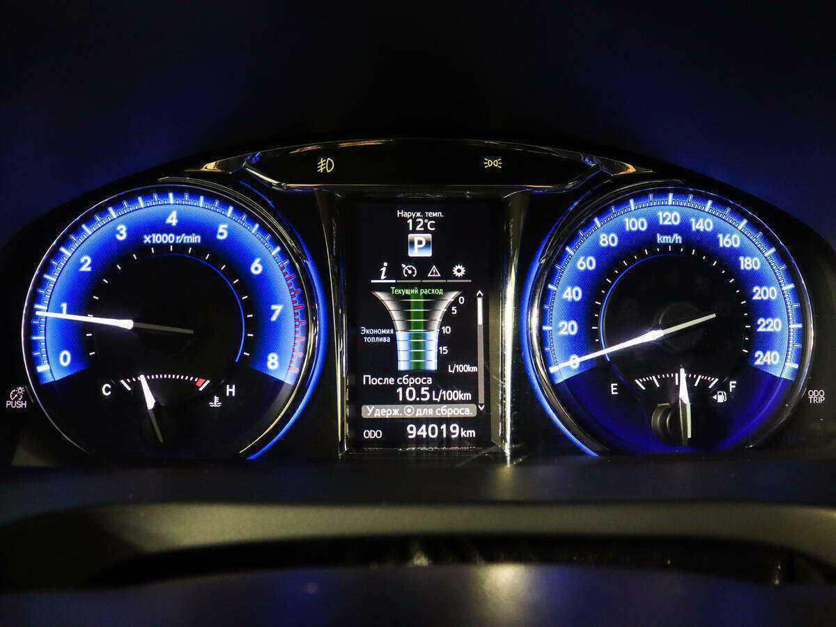 Купить Toyota Camry, 2017, 94 000 км, фото №11
