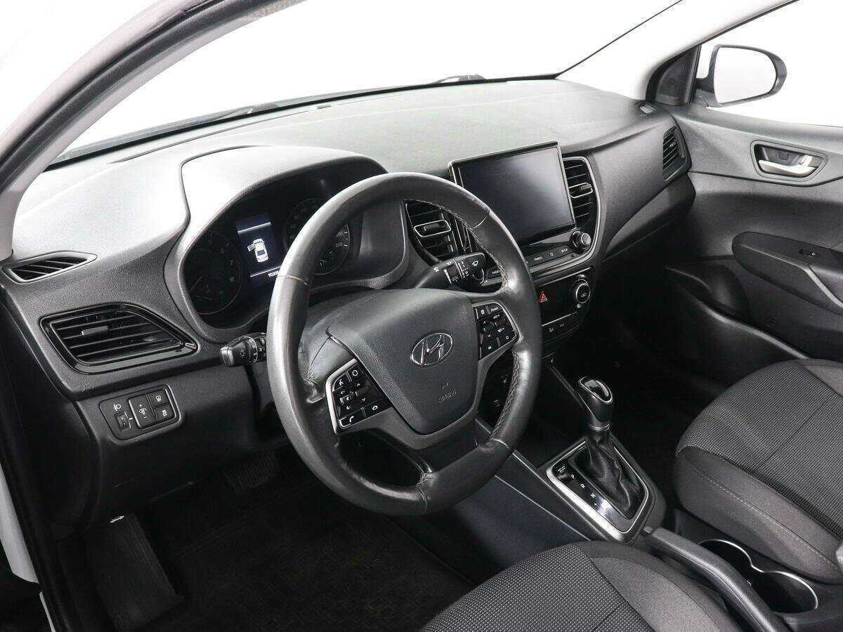 Купить Hyundai Solaris, 2020, 90 304 км, фото №9