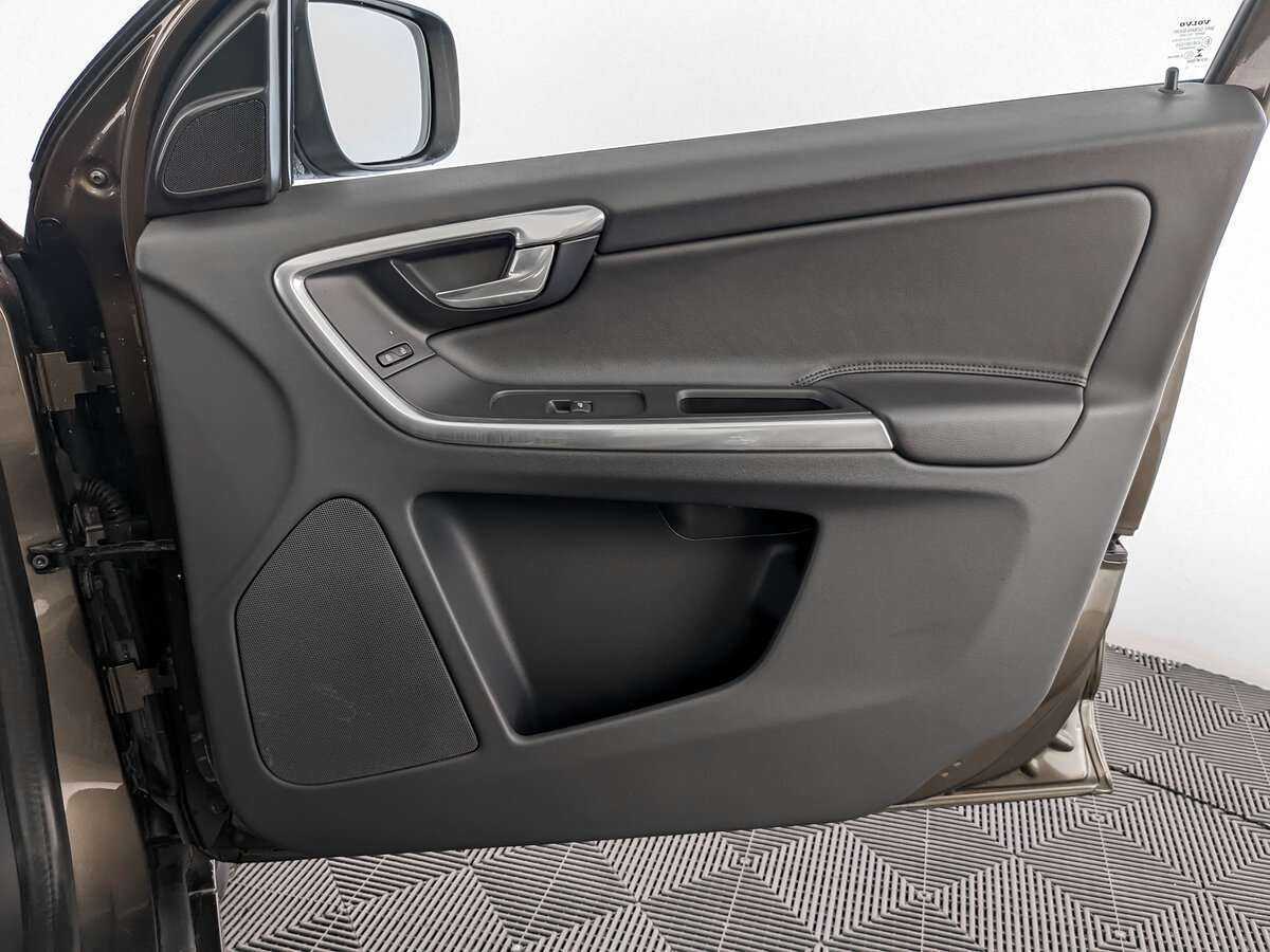 Купить Volvo XC60, 2015, 122 926 км, фото №24