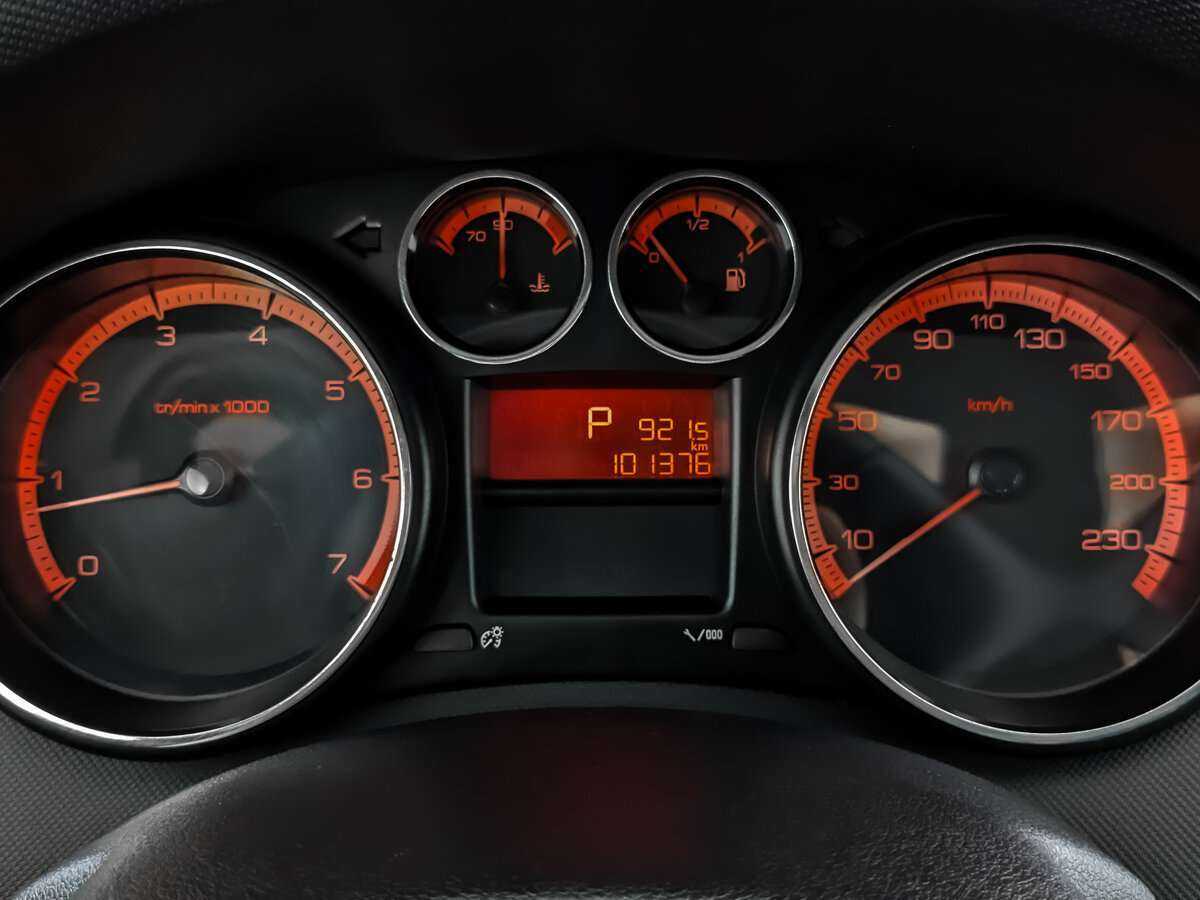 Купить Peugeot 408, 2013, 101 382 км, фото №16