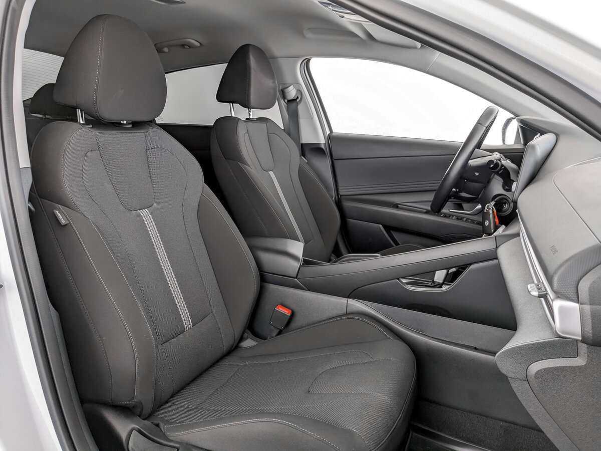 Купить Hyundai Elantra, 2022, 26 119 км, фото №23