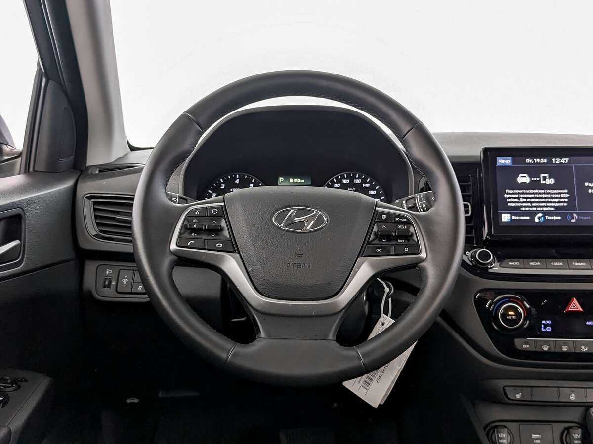 Купить Hyundai Solaris, 2021, 33 092 км, фото №17