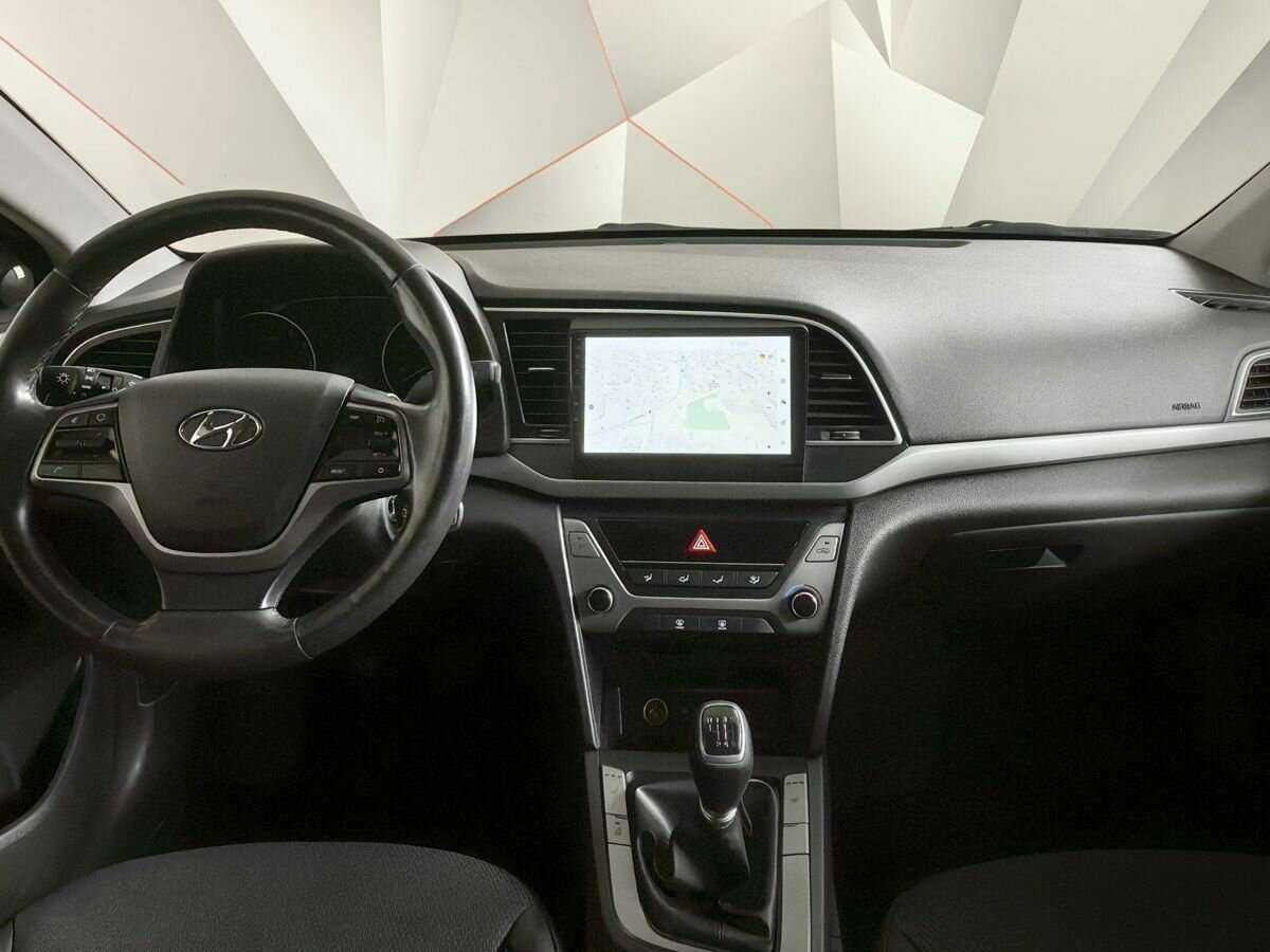 Купить Hyundai Elantra, 2018, 191 898 км, фото №9
