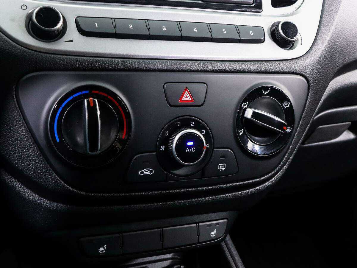 Купить Hyundai Solaris, 2020, 58 967 км, фото №16