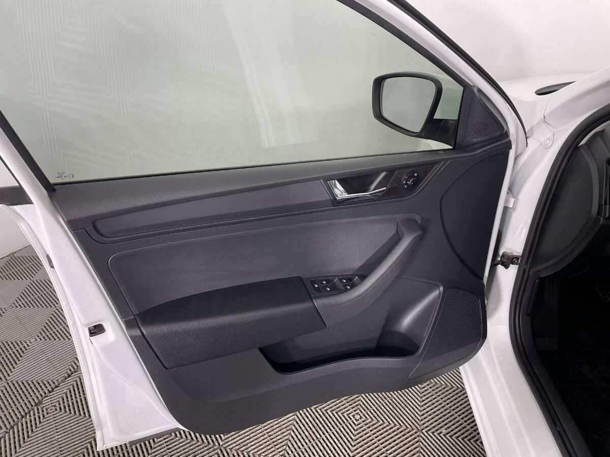 Купить Skoda Rapid, 2021, 42 737 км, фото №8