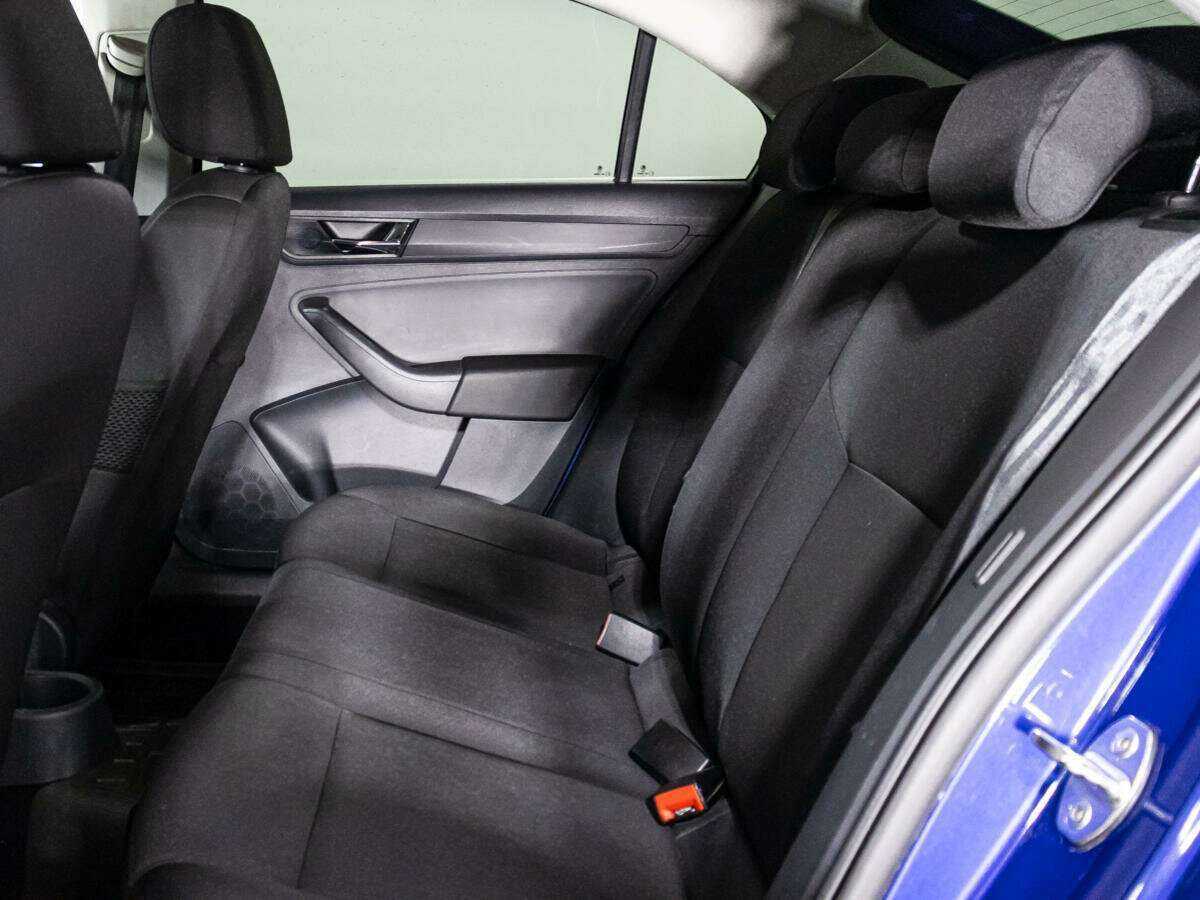 Купить Skoda Rapid, 2017, 119 941 км, фото №9