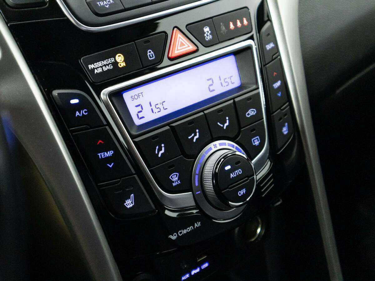 Купить Hyundai i30, 2013, 141 173 км, фото №15