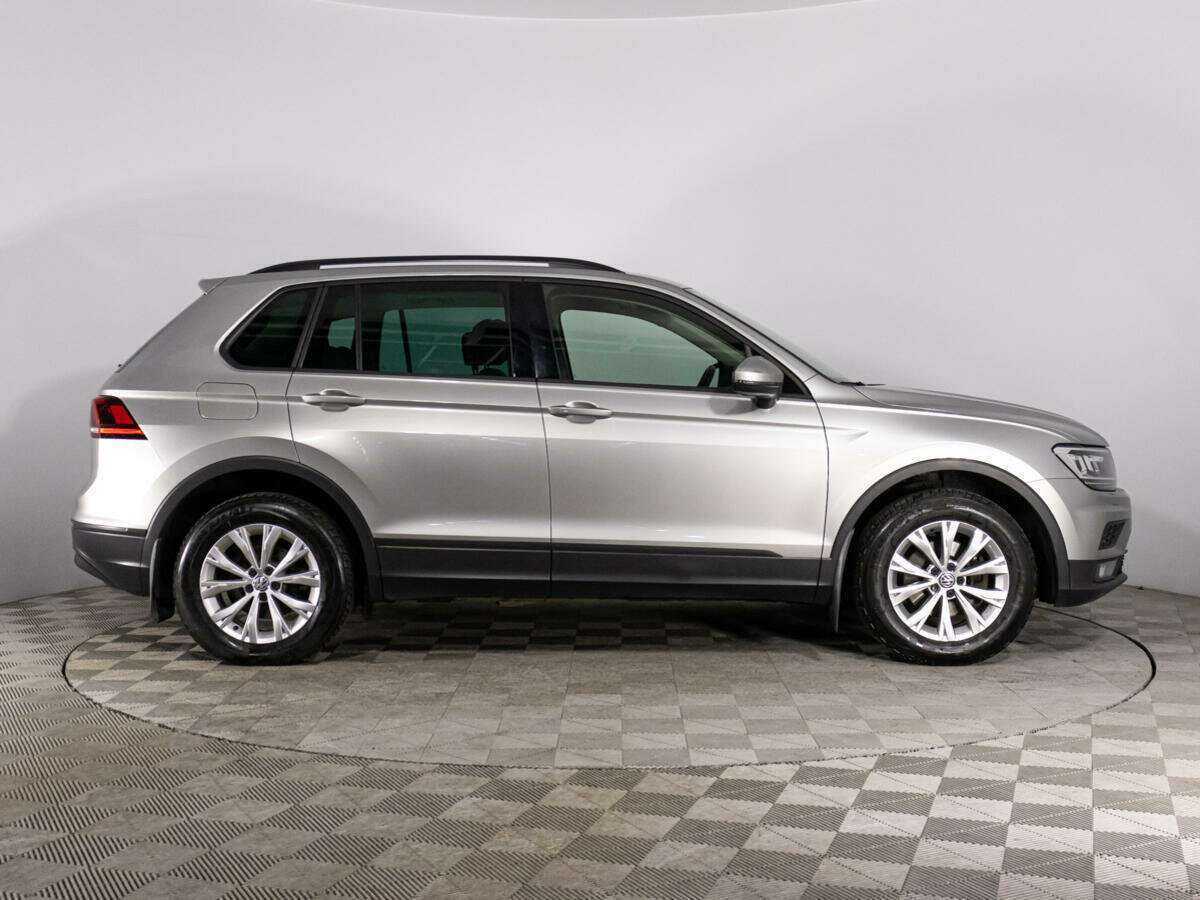 Купить Volkswagen Tiguan, 2019, 100 129 км, фото №4