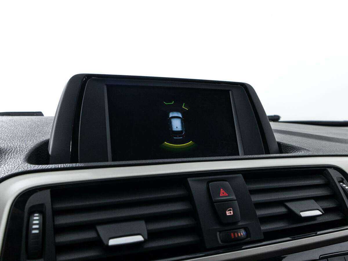 Купить BMW 1 серии 118i, 2018, 156 000 км, фото №15