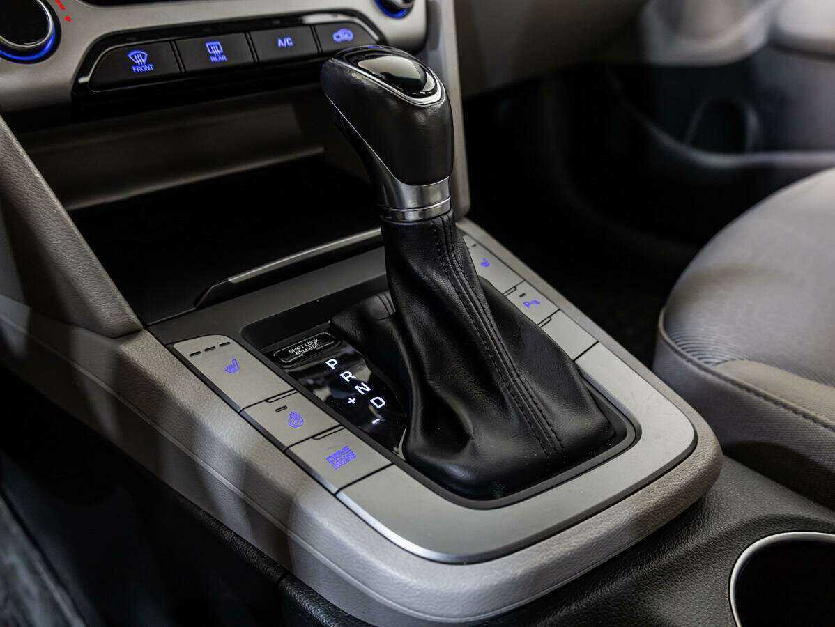 Купить Hyundai Elantra, 2018, 109 281 км, фото №15