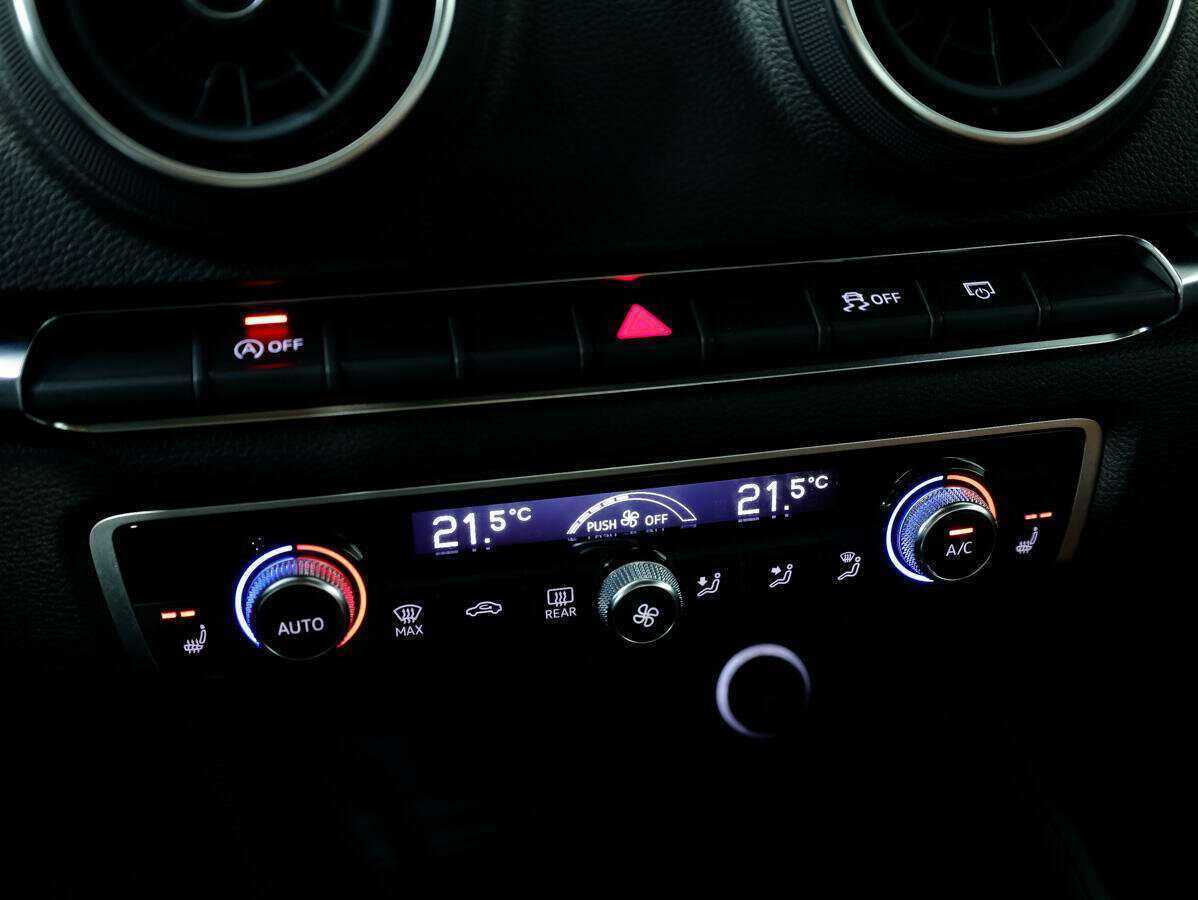 Купить Audi A3, 2018, 49 582 км, фото №18