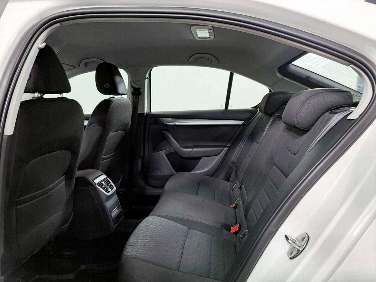 Купить Skoda Octavia, 2014, 188 500 км, фото №10