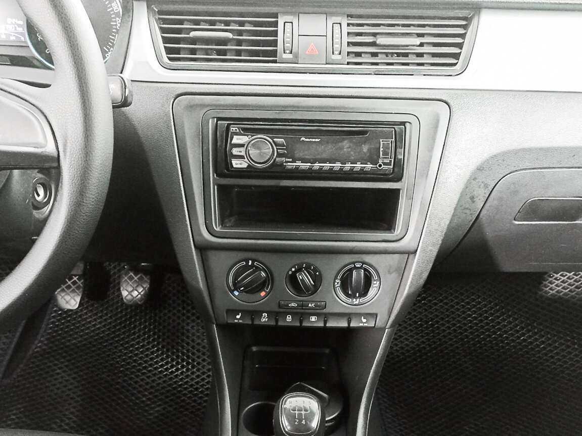 Купить Skoda Rapid, 2016, 137 880 км, фото №12