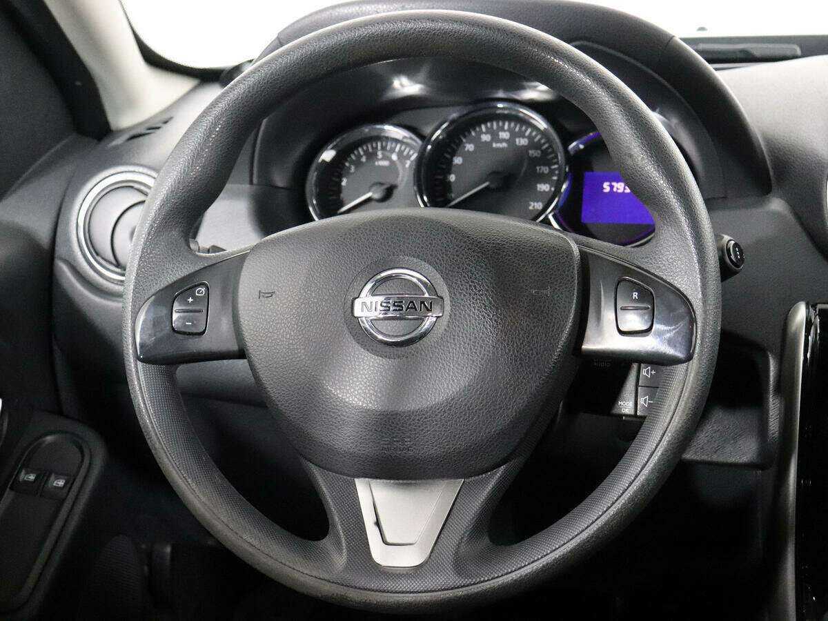 Купить Nissan Terrano, 2017, 57 929 км, фото №13