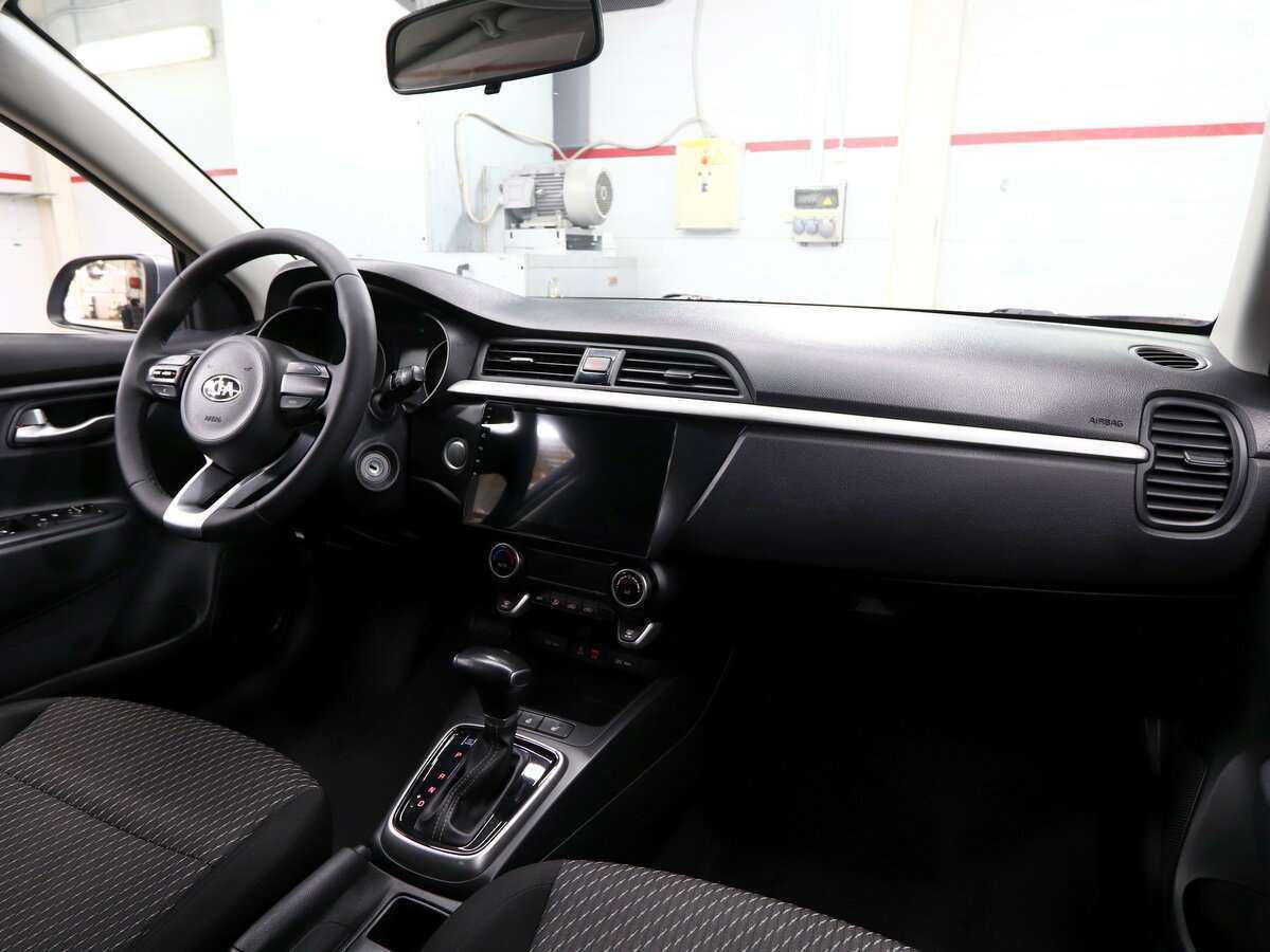 Купить Kia Rio, 2018, 101 000 км, фото №10