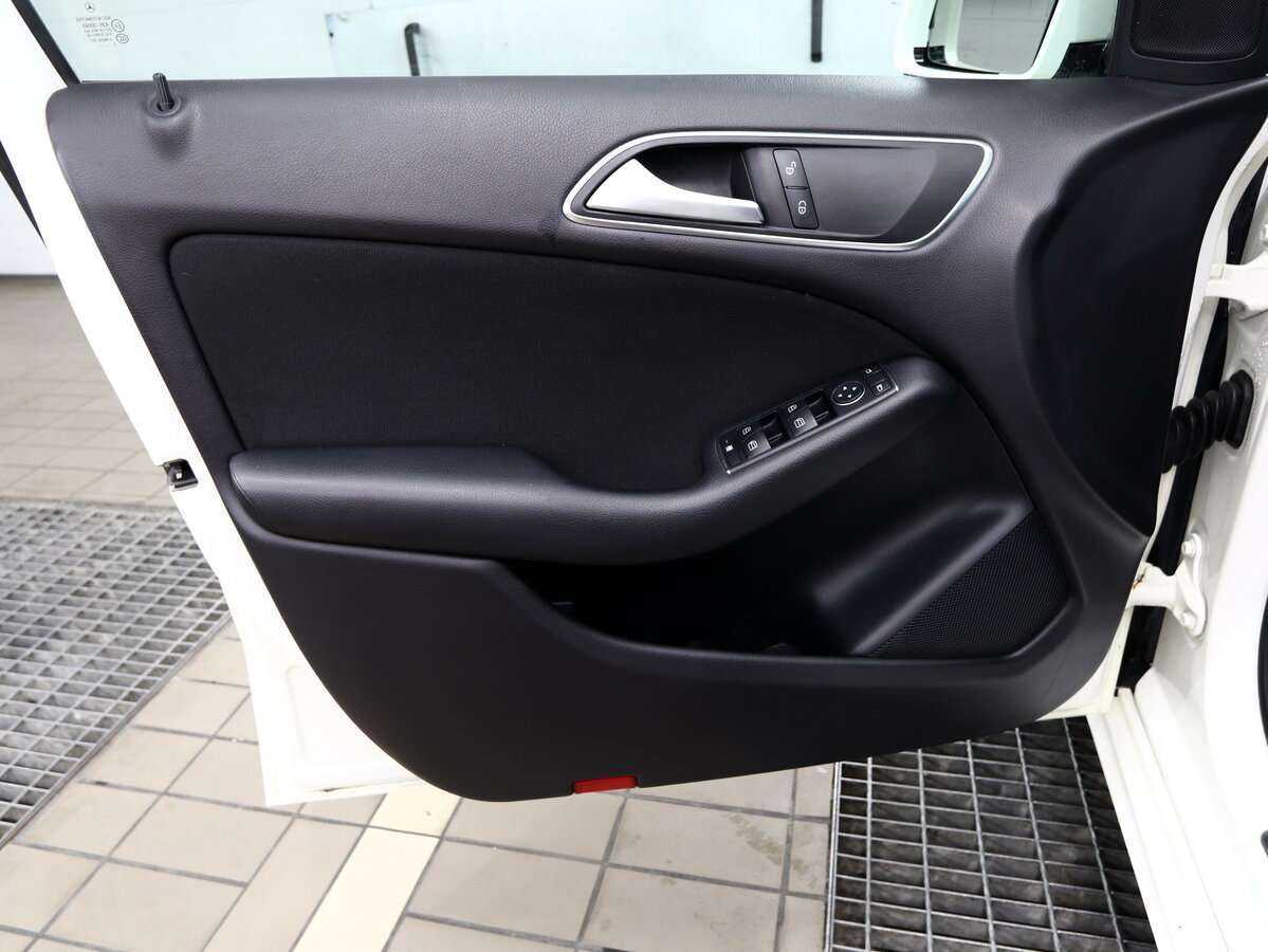 Купить Mercedes-Benz B-Класс 200, 2012, 126 000 км, фото №7